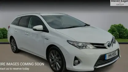 Usado Toyota Auris Touring Sports 136 CV (100 kW) 2014 Familiar