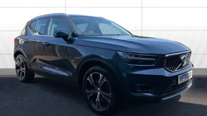 Used Volvo XC40 Inscription 197 HP (144 kW) 2021 Blue SUV