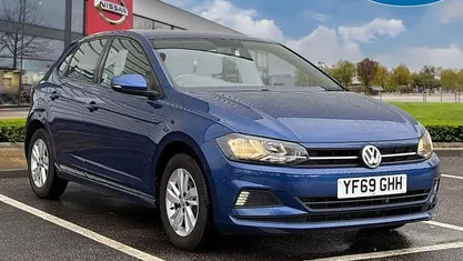 Blue Used 2019 VW Polo SE Hatchback | £10,290 (Fair price)
