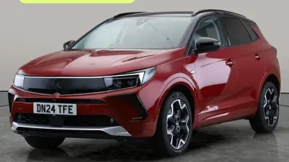 Used Vauxhall Grandland X Ultimate 131 HP (96 kW) 2024 Red SUV