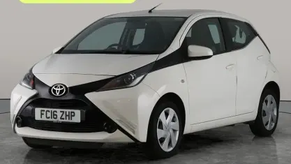 Gebraucht Toyota Aygo X-play 69 PS (50 kW) 2018 Kleinwagen