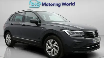 Usado VW Tiguan S 150 HP (110 kW) 2023 Cinzento SUV