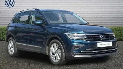 Used VW Tiguan Life 150 HP (110 kW) 2022 Blue SUV