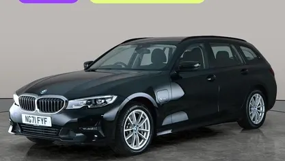 Used BMW 330e Comfort Edition 292 HP (214 kW) 2022 Estate