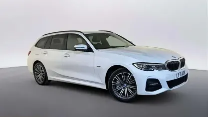 Used BMW 330e M Sport 292 HP (214 kW) 2022 White Estate