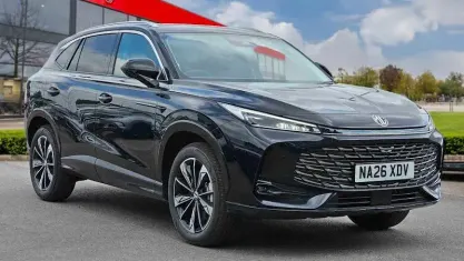 New MG HS SE 224 HP (164 kW) 2026 Black SUV