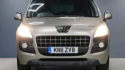 Begagnad Peugeot 3008 Sport 112 HK (82 kW) 2011 Grå Kombi