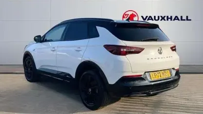 Usado Vauxhall Grandland X GS Line 131 HP (96 kW) 2022 SUV
