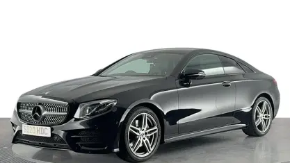 Begagnad Mercedes E220 AMG Line Premium 194 HK (142 kW) 2020 Svart Sportkupé