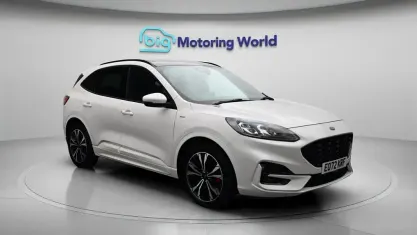 Used Ford Kuga ST-Line X 190 HP (139 kW) 2022 White SUV
