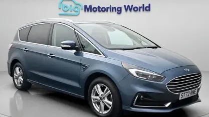 Used Ford S-MAX Titanium 190 HP (139 kW) 2022 Blue MPV