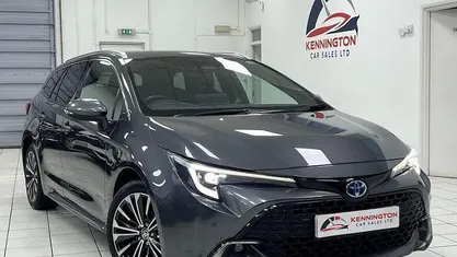 Used Toyota Corolla Design 140 HP (102 kW) 2025 Estate