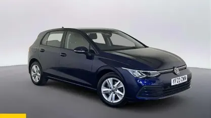 Second-hand VW Golf VIII Life 131 CP (96 kW) 2024 Hatchback