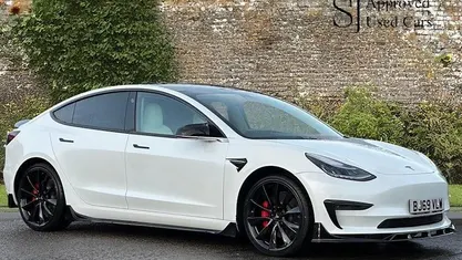 Used 2023 Tesla Model 3 Performance Sedan | £16,900 (Good price)