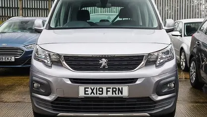 Used Peugeot Rifter Allure 131 HP (96 kW) 2019 Grey MPV
