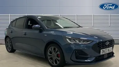 Used Ford Focus ST-Line 125 HP (91 kW) 2023 Blue Hatchback