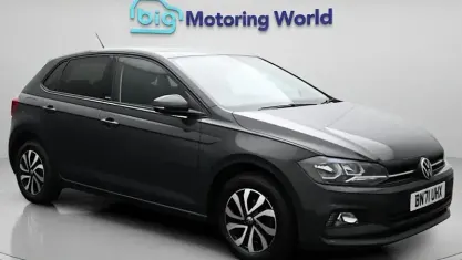 Begagnad VW Polo Active 95 HK (69 kW) 2021 Grå Halvkombi