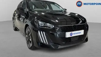 Usado Peugeot 208 Allure 101 CV (74 kW) 2025 Negro Utilitario