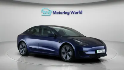 Occasion Tesla Model 3 Standard Range Plus 222 kW (302 ch) 2021 Bleue Berline
