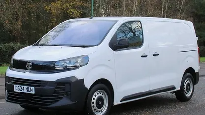 Used 2025 Vauxhall Vivaro MPV | £17,950 (Fair price)