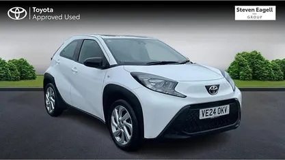 Used Toyota Aygo X PURE 72 HP (52 kW) 2025 SUV