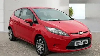 Used Ford Fiesta 82 HP (60 kW) 2010 Red Hatchback