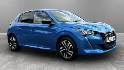 Used Peugeot 208 Allure+ 102 HP (75 kW) 2023 Blue Hatchback