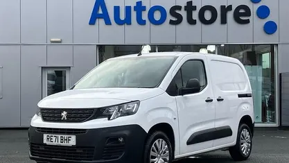 Used 2021 Peugeot Partner Premium MPV | £10,500 (Fair price)