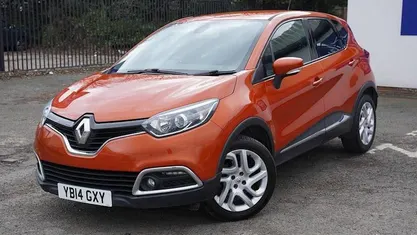 Used Renault Captur Dynamique 90 HP (66 kW) 2015 SUV