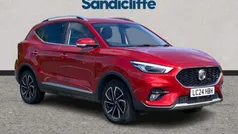 Tri coat dynamic red Used 2023 MG ZS Exclusive Sedan | £15,058 (Fair price)