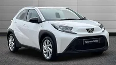 White Used 2023 Toyota Aygo PURE Hatchback | £12,795 (Fair price)