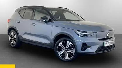 Grey Used 2022 Volvo XC40 Core SUV | £15,395 (Fair price)