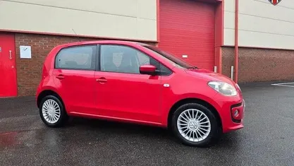 Used VW up! Highline 75 HP (55 kW) 2016 Hatchback