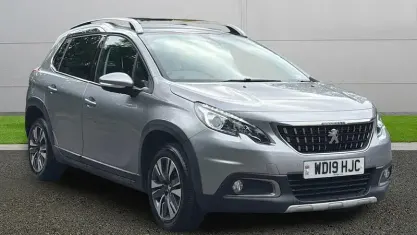 Used Peugeot 2008 Allure Premium 83 HP (61 kW) 2019 Grey SUV