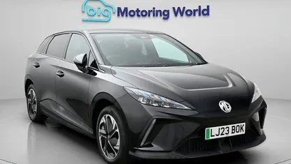 Used MG MG4 EV Trophy 150 kW (204 HP) 2025 Hatchback