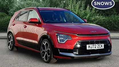 Used Kia Niro 182 HP (133 kW) 2023 Orange SUV