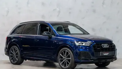 Used Audi Q7 Black Edition 340 HP (250 kW) 2022 Blue SUV