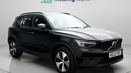 Used Volvo XC40 Plus 211 HP (155 kW) 2022 Black SUV