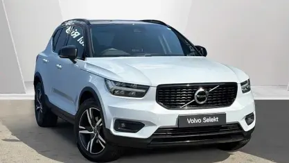 Used Volvo XC40 R-Design 163 HP (119 kW) 2021 Silver SUV