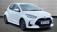 White Used 2022 Toyota Yaris Hybrid Design Hatchback | £16,990 (Fair price)