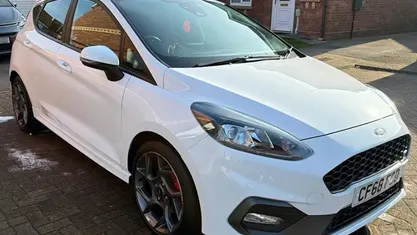 Used Ford Fiesta ST 200 HP (147 kW) 2019 White Hatchback