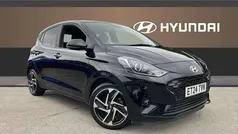 Black Used 2024 Hyundai i10 Premium Hatchback | £15,815 (Fair price)