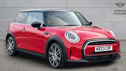 Used Mini Cooper Exclusive 136 HP (100 kW) 2023 Red Hatchback