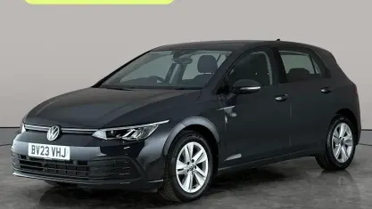 Used VW Golf VIII Life 110 HP (80 kW) 2024 Hatchback
