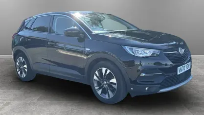 Used Vauxhall Grandland X 131 HP (96 kW) 2020 Black SUV