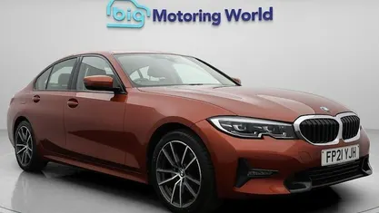 Used BMW 320 Sport Line 184 HP (135 kW) 2021 Orange Sedan