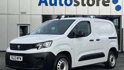 Used Peugeot Partner Premium 102 HP (75 kW) 2023 MPV