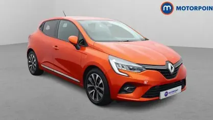 Używany Renault Clio V Iconic 72 KM (52 kW) 2020 Pomarańczowy Hatchback