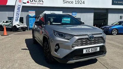 Usado Toyota RAV4 218 HP (160 kW) 2023 SUV