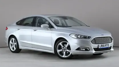 Used Ford Mondeo Titanium 190 HP (139 kW) 2016 Silver Sedan